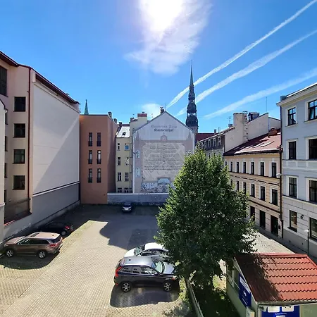 Riga Old Town Two-Bedroom Apartments Huoneisto